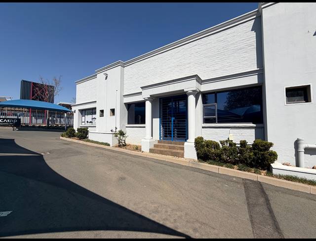 375M² WAREHOUSE TO LET IN BARBEQUE DOWNS